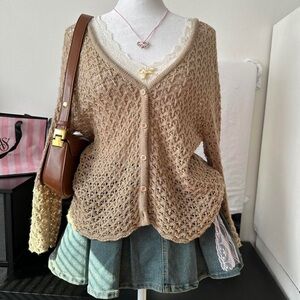 Vintage Tan Long Sleeve Tee with V-Neck and Relaxed Fit